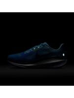 Men Vomero 17 Sneakers