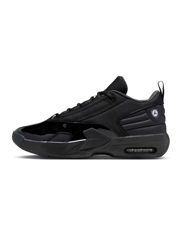 Men Jordan Max Aura 6 Sneakers
