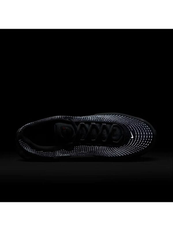 Men Air Max Dn Sneakers