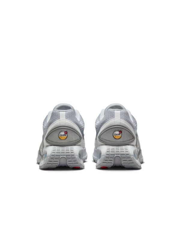 Men Air Max Dn Sneakers