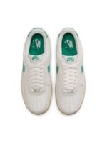Men AIR FORCE 1 '07 LV8 Sneakers