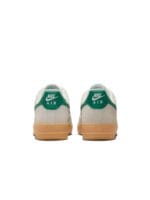 Men AIR FORCE 1 '07 LV8 Sneakers
