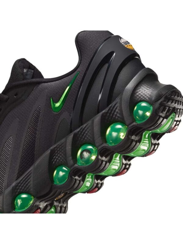 Men Air Max Dn8 Sneakers