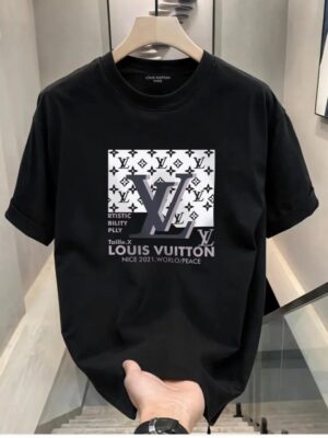 Louis Vuitton T-shirt - Black – WestCity