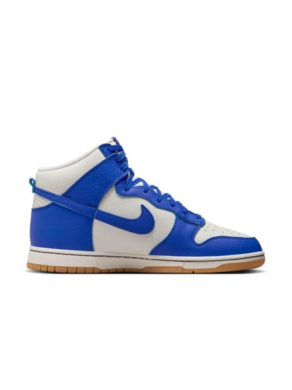 Dunk High Retro SE Sneakers